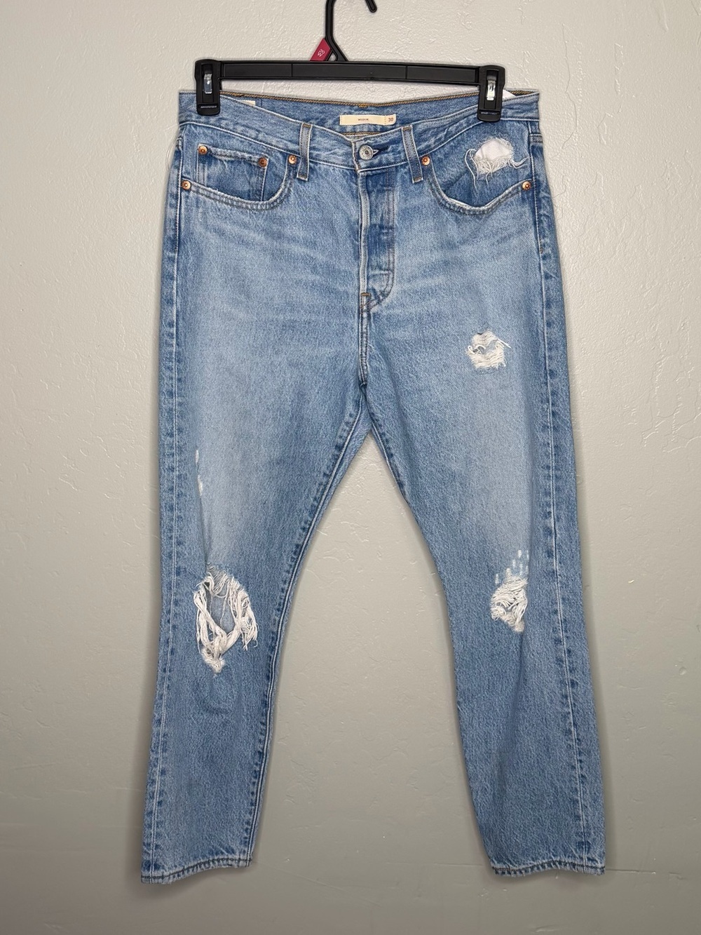 Levis Womens Distressed Button Fly Wedgie Jeans Size 30